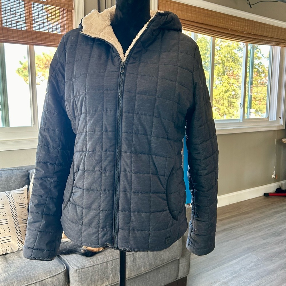Ripcurl hooded lined coat from “anti” line Anti rain anti wind anti cole